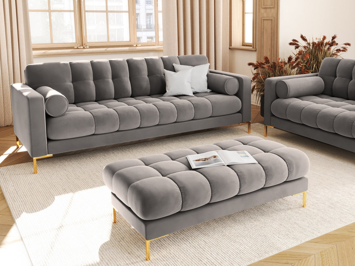 3er Sofa Bali von Cosmopolitan Design mit Stoffbezug, Holzrahmen und Metallbeinen