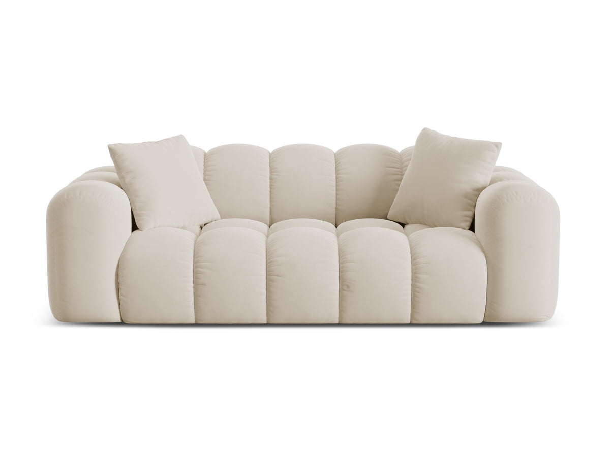 3er Sofa Treno mit Stoffbezug, schwarzen Kunststoffbeinen und flacher Rückenlehne