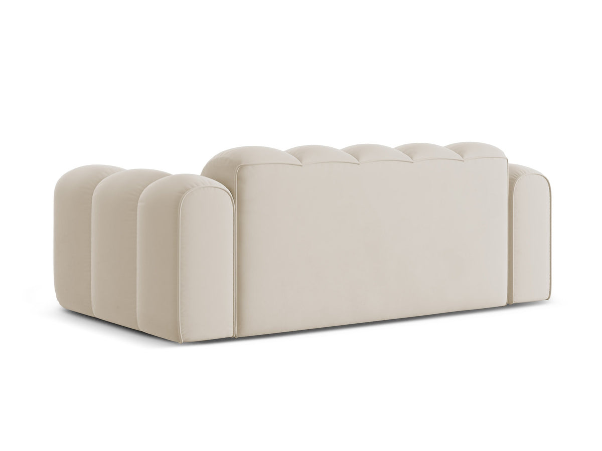 3er Sofa Treno mit Stoffbezug, schwarzen Kunststoffbeinen und flacher Rückenlehne