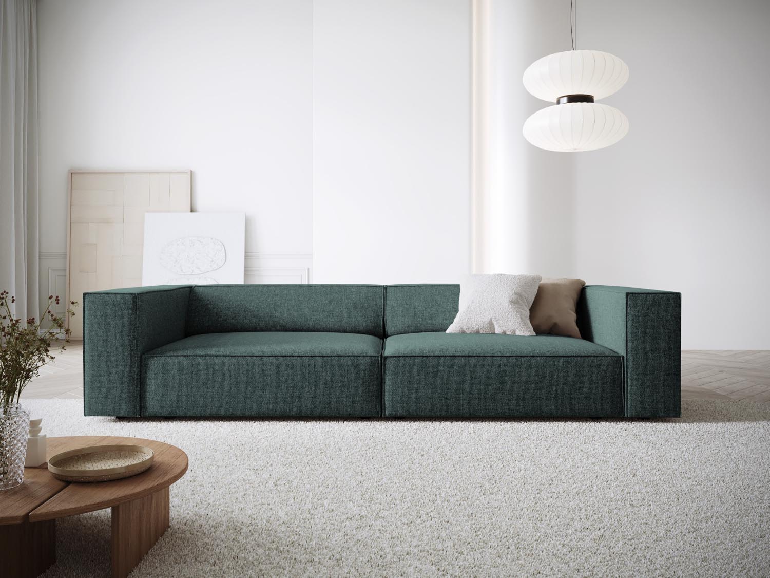 Erleben Sie das Arendal 4-Sitzer Sofa von Cosmopolitan Design – stilvolles Design, hervorragender Komfort und grosszügige 287 cm für Ihr modernes Wohnzimmer.