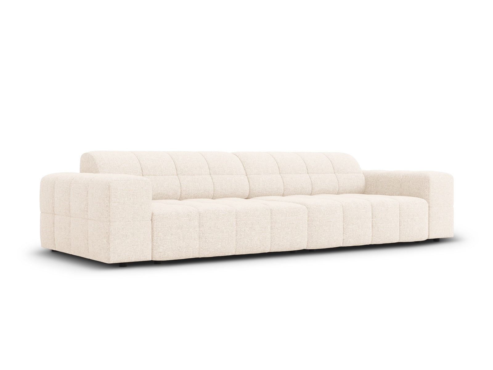 Erleben Sie das stilvolle Chicago Sofa 4-Sitzer von Cosmopolitan Design – ideal für Ihr modernes Wohnzimmer und optimalen Komfort.