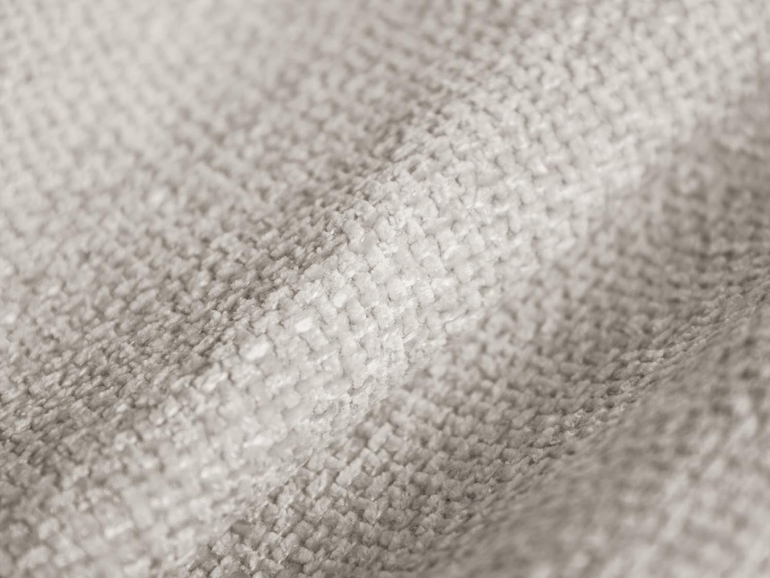 Entdecken Sie das Camden Sofa 4 Sitzer von Cosmopolitan Design – ein stilvolles Velours Sofa, das modernen Komfort und Eleganz vereint.