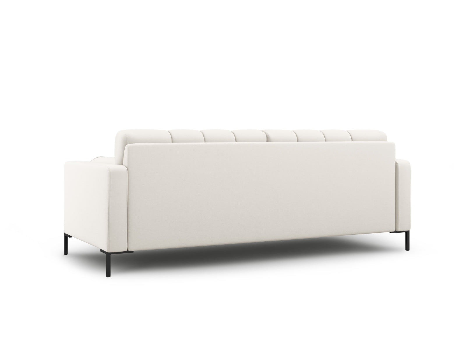 Elegantes 4-Sitzer Sofa Bali in sanftem Beige, ideal für stilvolle Wohnräume und entspannte Abende, entworfen von Cosmopolitan Design.