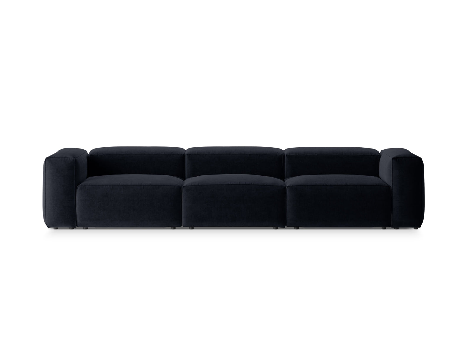 Bergamo Modular Sofa 4 Sitzer in Navy Blue-Liberty präsentiert im Onlineshop von KAQTU Design AG. 4er Sofa ist von Cosmopolitan Design