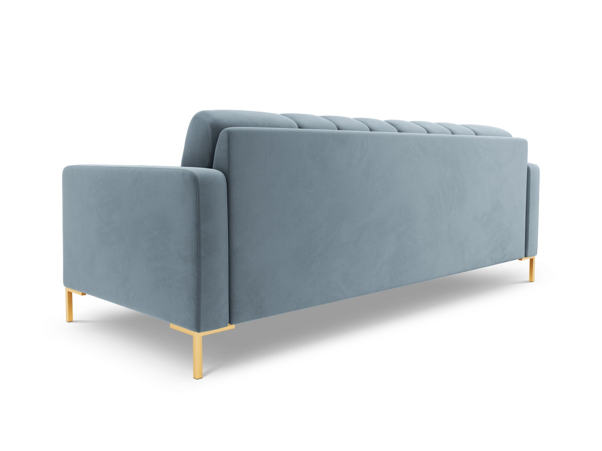 4-Sitzer Sofa Bali in Light Blue-Bluvel präsentiert im Onlineshop von KAQTU Design AG. 4er Sofa ist von Cosmopolitan Design