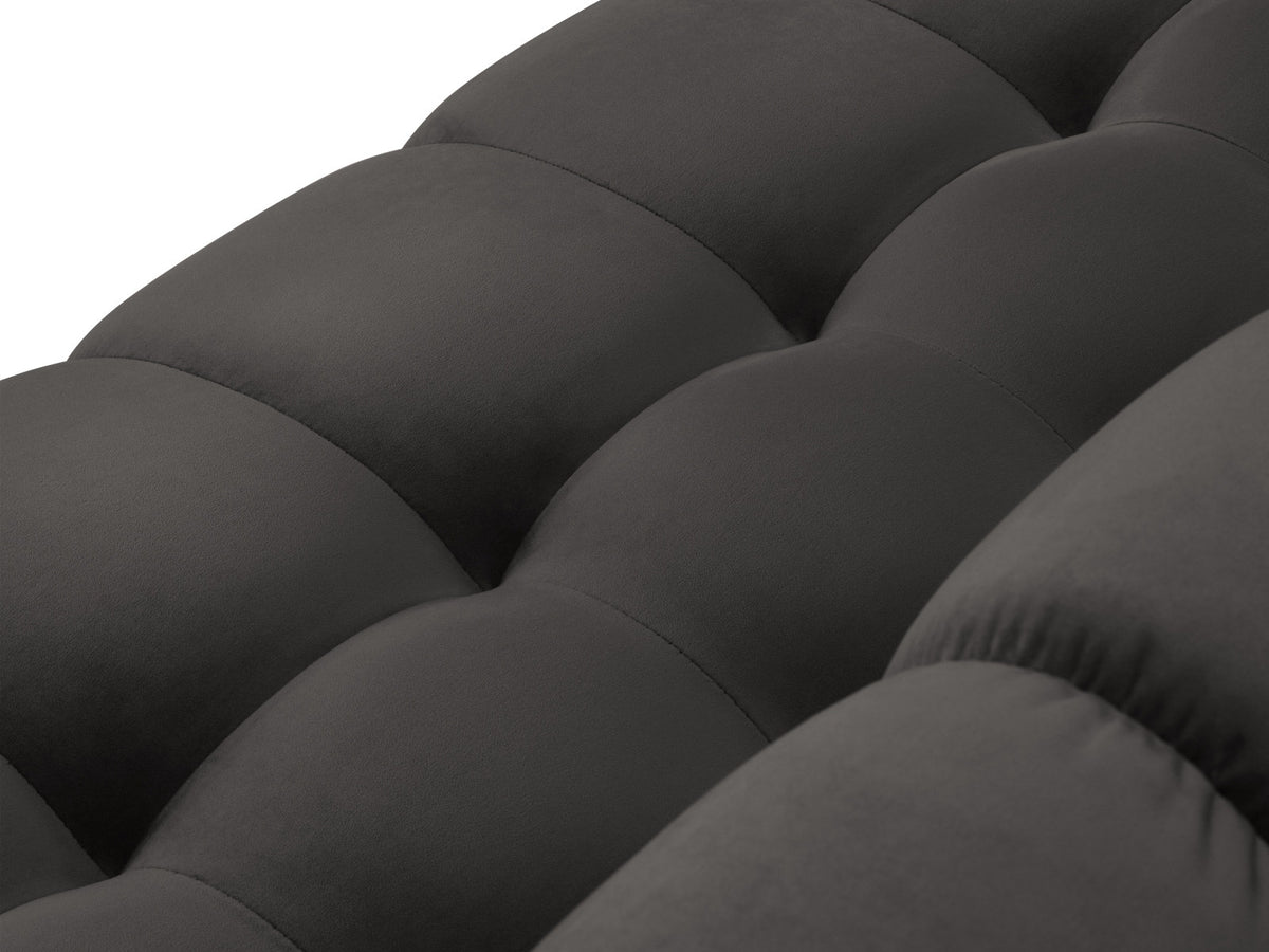 4-Sitzer Sofa Bali in Dark Grey-Bluvel präsentiert im Onlineshop von KAQTU Design AG. 4er Sofa ist von Cosmopolitan Design