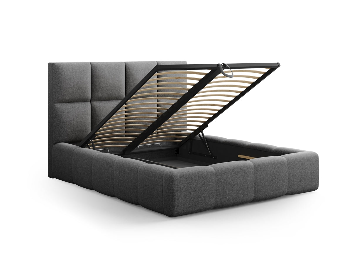 Livigno Bett mit Stauraum mit Kopfteil 140cm in Dark Grey präsentiert im Onlineshop von KAQTU Design AG. Bett ist von Cosmopolitan Design