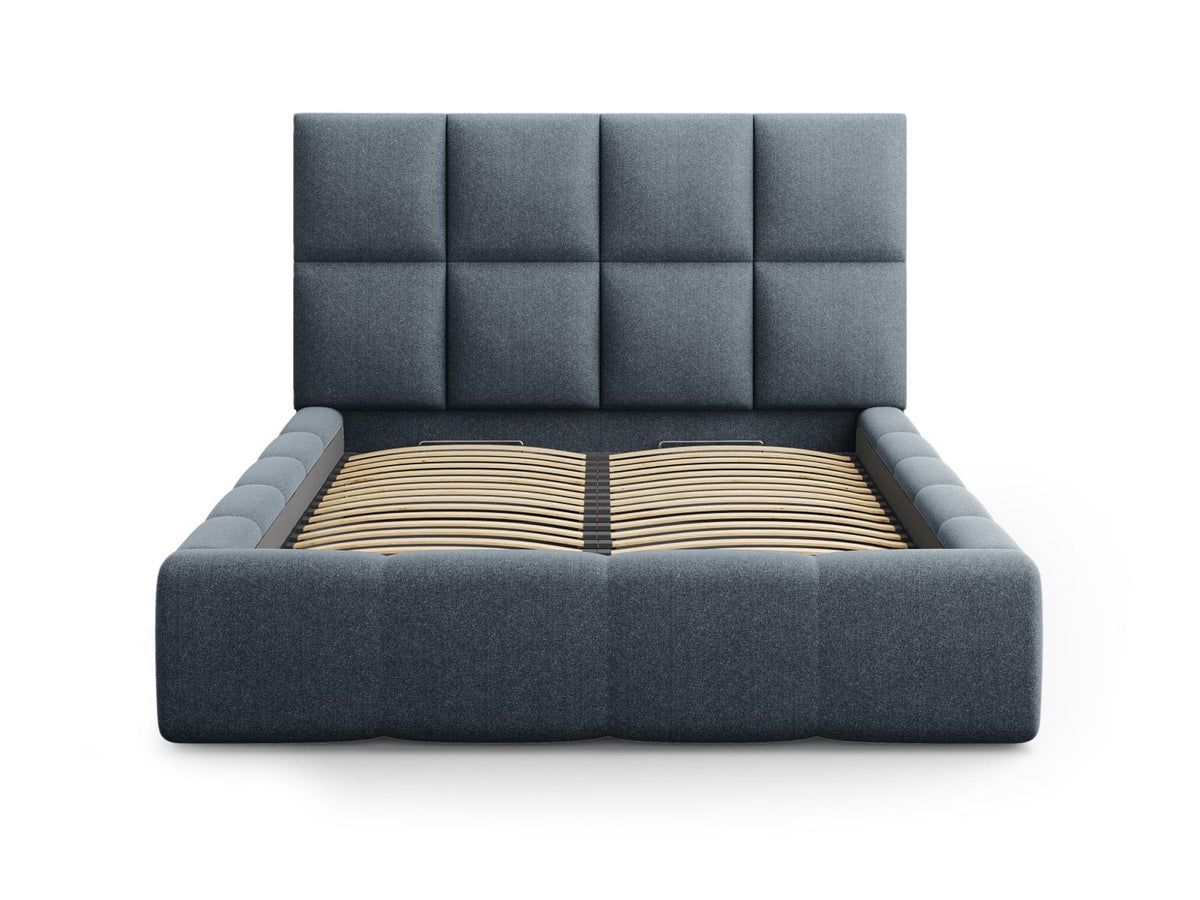 Livigno Bett mit Stauraum mit Kopfteil 140cm in Dark Blue präsentiert im Onlineshop von KAQTU Design AG. Bett ist von Cosmopolitan Design