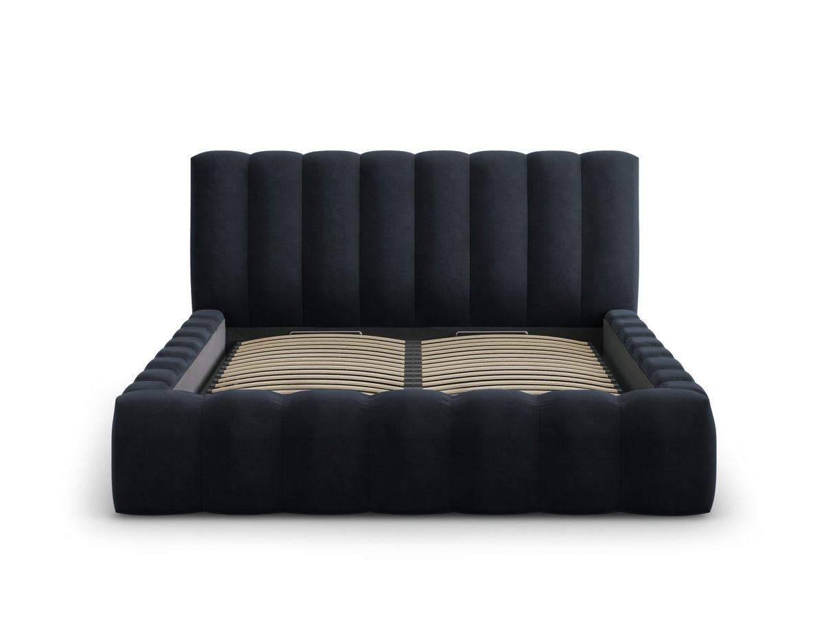 Palma Bett mit Stauraum mit Kopfteil 160cm in Dark Blue-Bluvel präsentiert im Onlineshop von KAQTU Design AG. Bett ist von Cosmopolitan Design