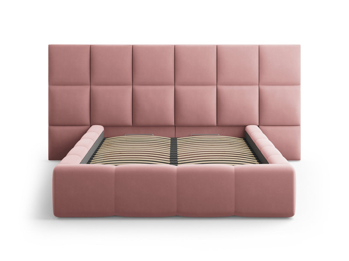 Livigno Bett mit Stauraum With Double Kopfteil 140cm in Pink-Bluvel präsentiert im Onlineshop von KAQTU Design AG. Bett ist von Cosmopolitan Design