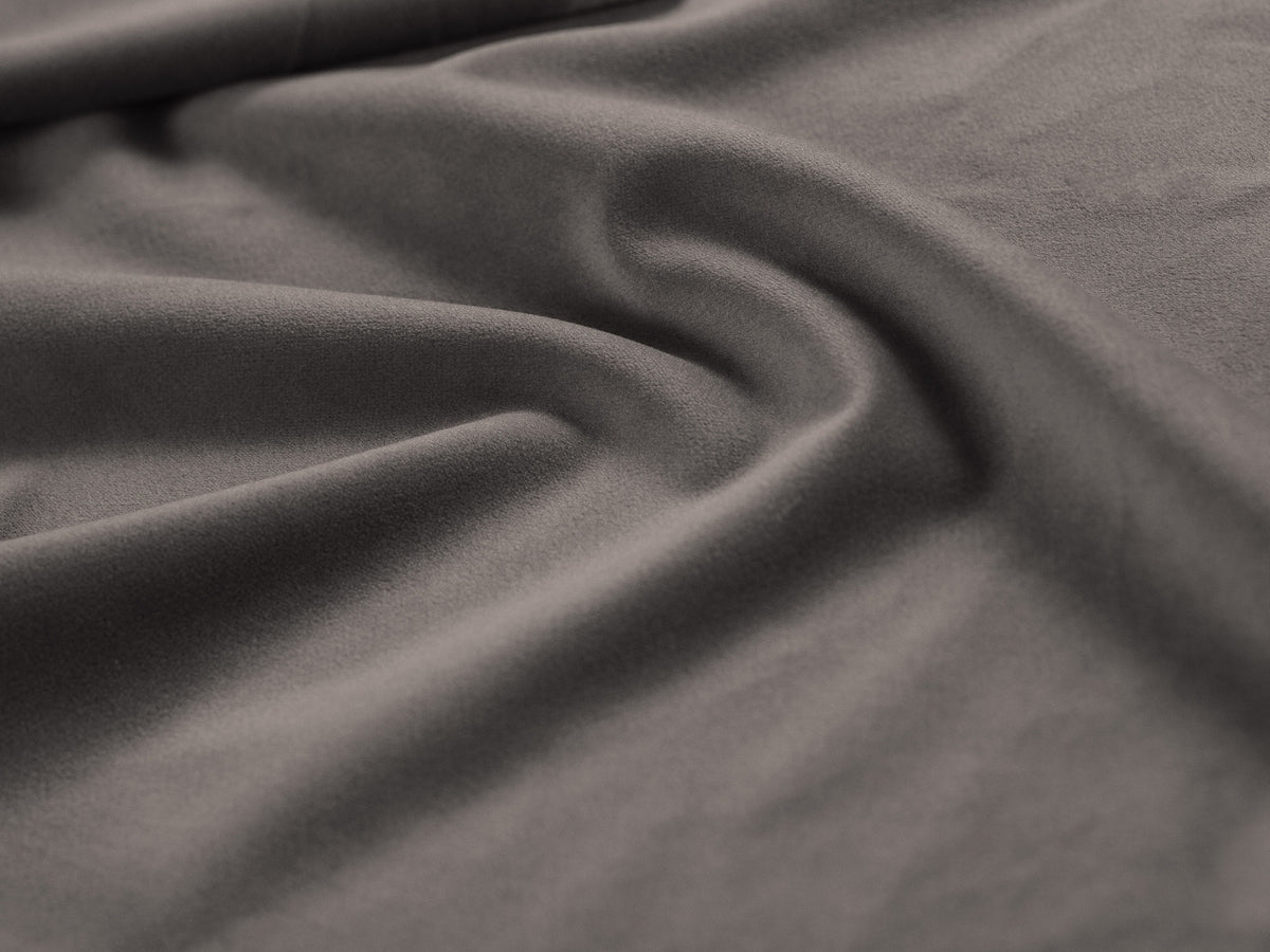 Livigno Bett mit Stauraum With Double Kopfteil 140cm in Light Grey-Bluvel präsentiert im Onlineshop von KAQTU Design AG. Bett ist von Cosmopolitan Design