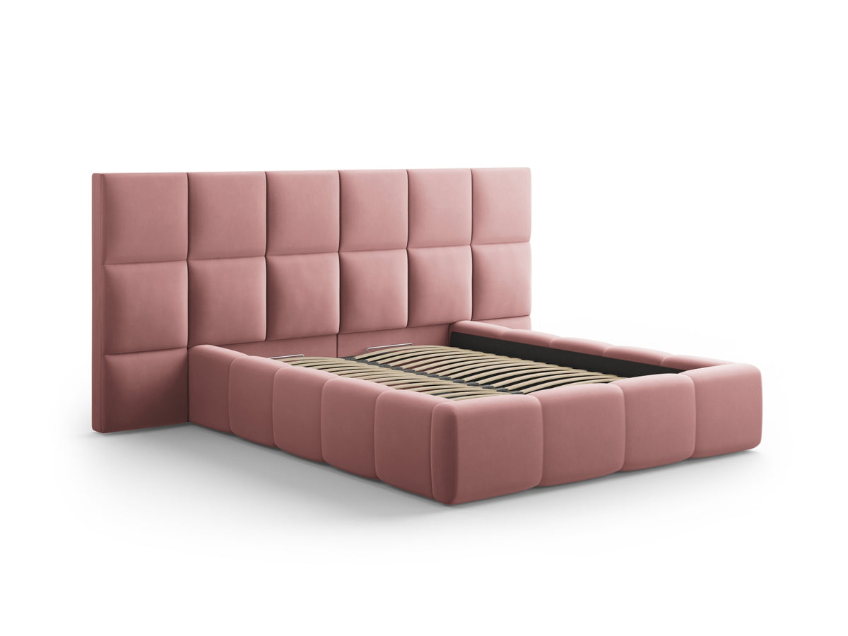 Livigno Bett mit Stauraum With Double Kopfteil 160cm in Pink-Bluvel präsentiert im Onlineshop von KAQTU Design AG. Bett ist von Cosmopolitan Design