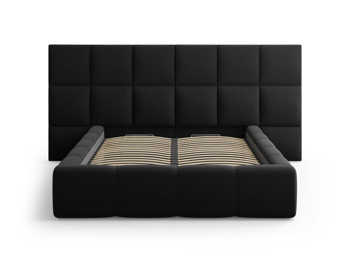 Livigno Bett mit Stauraum With Double Kopfteil 160cm in Black-Bluvel präsentiert im Onlineshop von KAQTU Design AG. Bett ist von Cosmopolitan Design