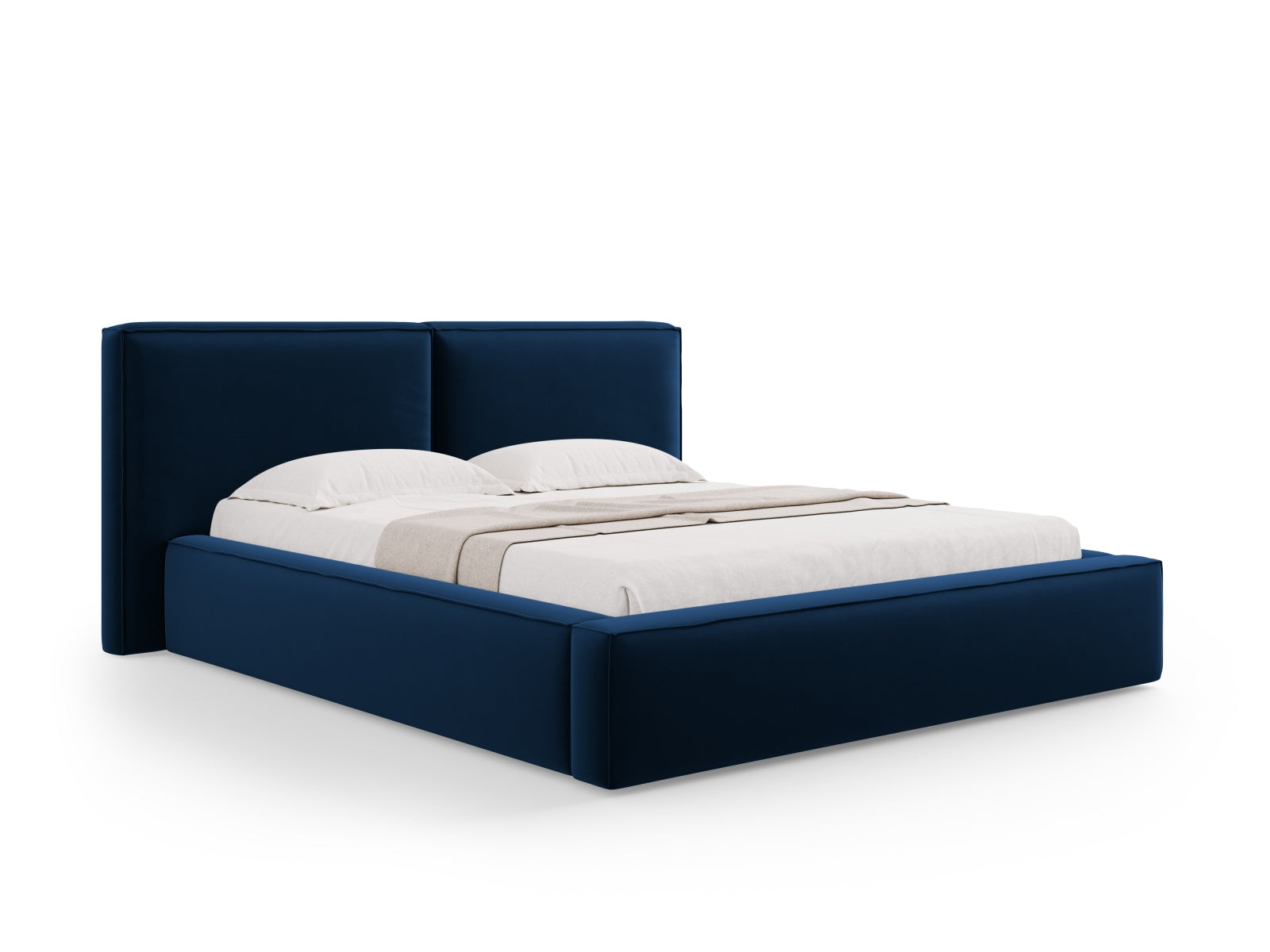 Arendal Velour Bett mit Strauaum und doppeltem Headboard  234cm in Royal Blue präsentiert im Onlineshop von KAQTU Design AG. Bett ist von Cosmopolitan Design