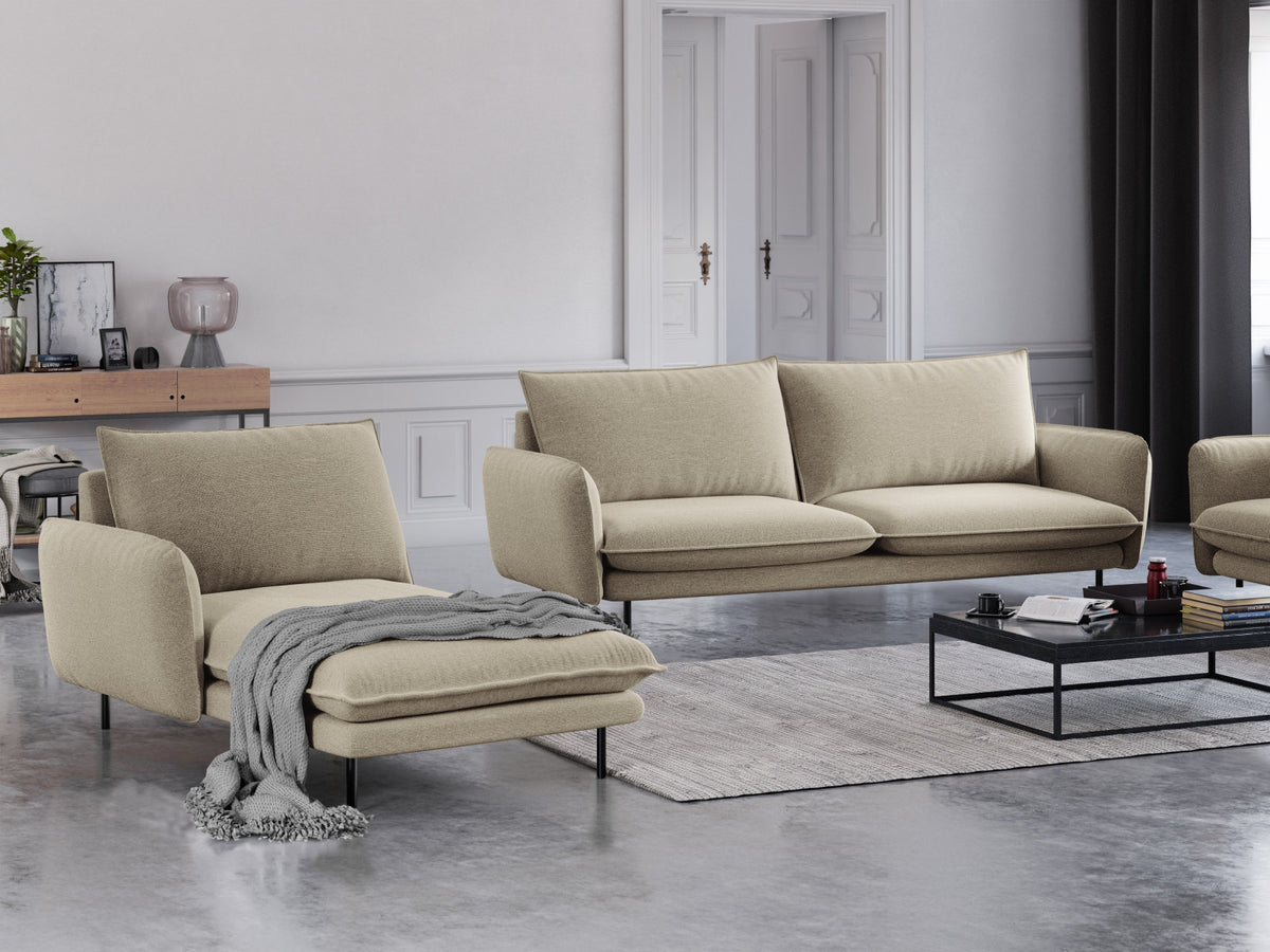 Vienna Sofa Chaise Lounge links 1 Sitz 110cm in Beige/Schwarz-Positano präsentiert im Onlineshop von KAQTU Design AG. L-Sofa links ist von Cosmopolitan Design