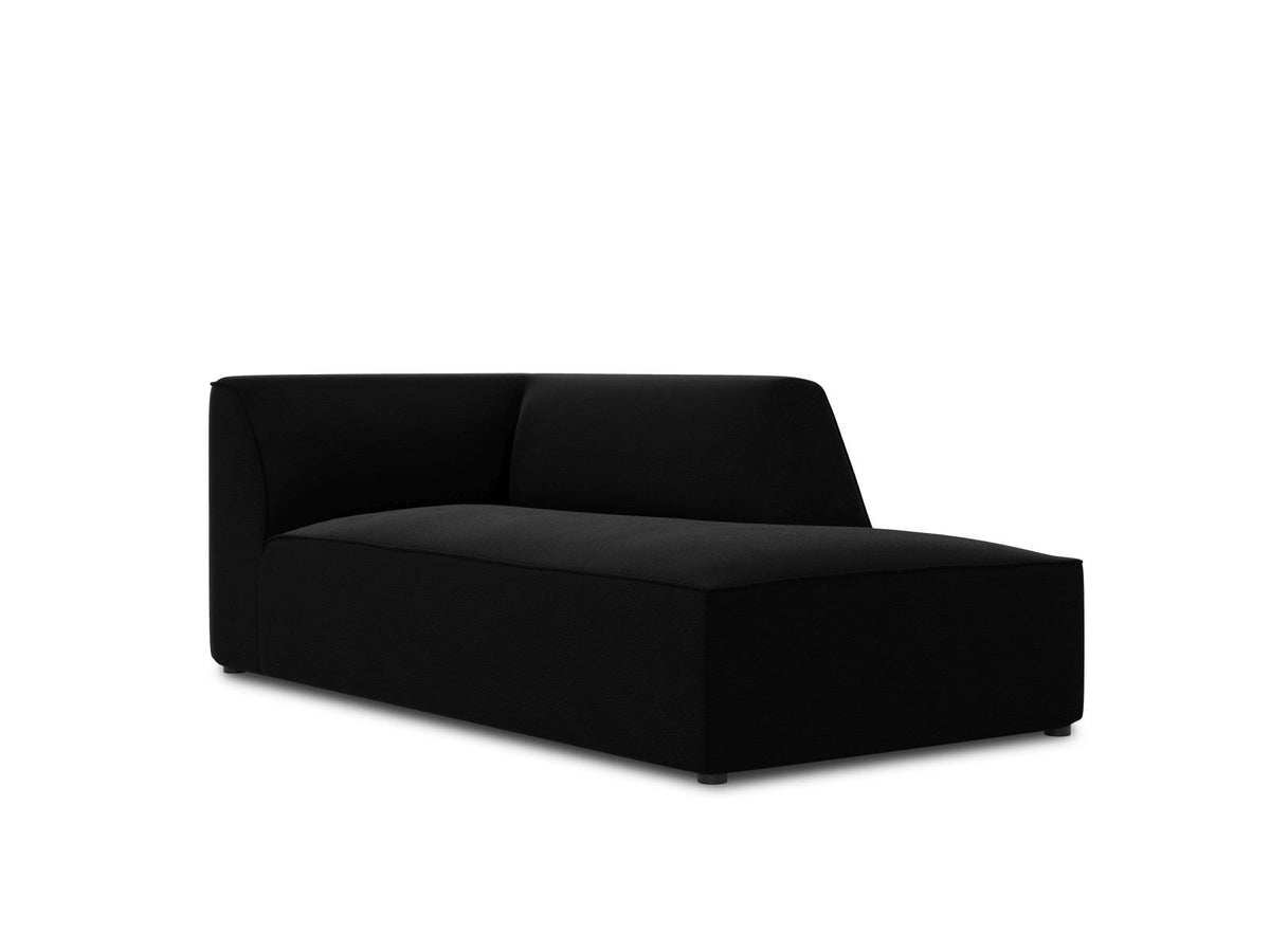 Beige Samt-Chaiselongue Siena von Cosmopolitan Design, rechte Ausführung, Massivholzrahmen, schwarze Kunststoffbeine, 181cm lang.