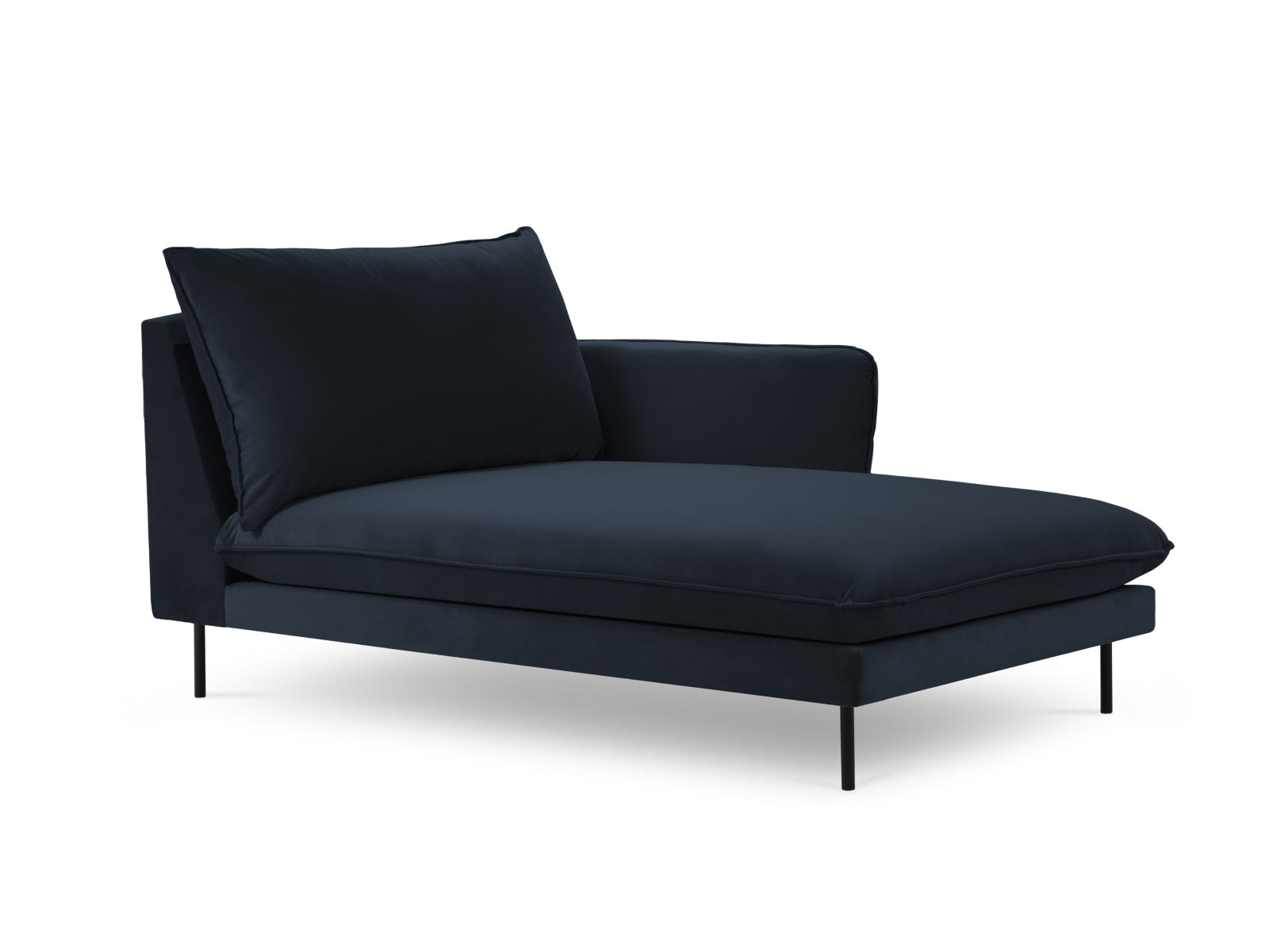 Vienna Velour Sofa Chaise Lounge rechts 1 Sitz 110cm in Dark Blue/Schwarz-Bluvel präsentiert im Onlineshop von KAQTU Design AG. L-Sofa rechts ist von Cosmopolitan Design
