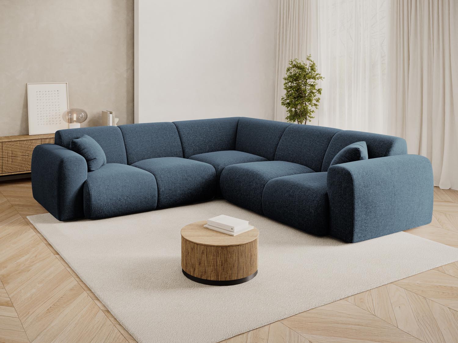 Entdecken Sie das Nolio Symmetrical Ecksofa 5 Sitzer (252cm) von Cosmopolitan Design – modernes Design, optimaler Sitzkomfort und perfekt für Ihr Wohnzimmer.