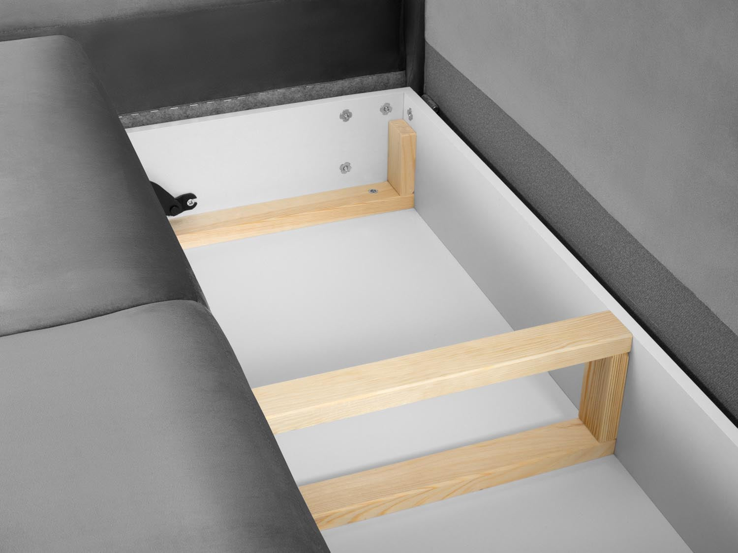 Erleben Sie das Kyoto Velour Ecksofa links: elegantes 5-Sitzer Sofa mit Schlaffunktion und Stauraum, ideal für modernes Wohnen!