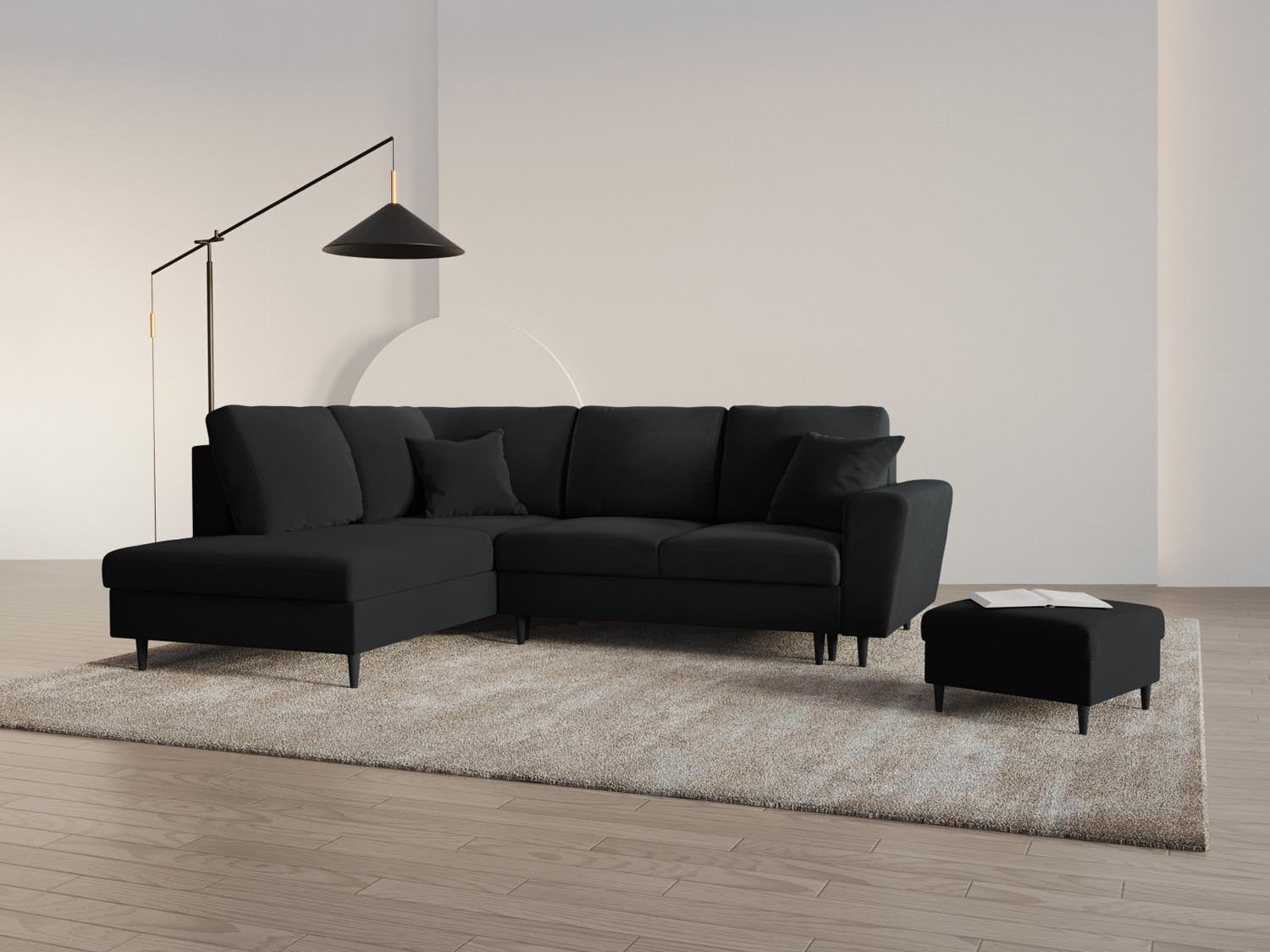 Stylisches Kyoto Velour Ecksofa links in Schwarz, 5-Sitzer mit Schlaffunktion und Stauraum, ideal für moderne Wohnräume.