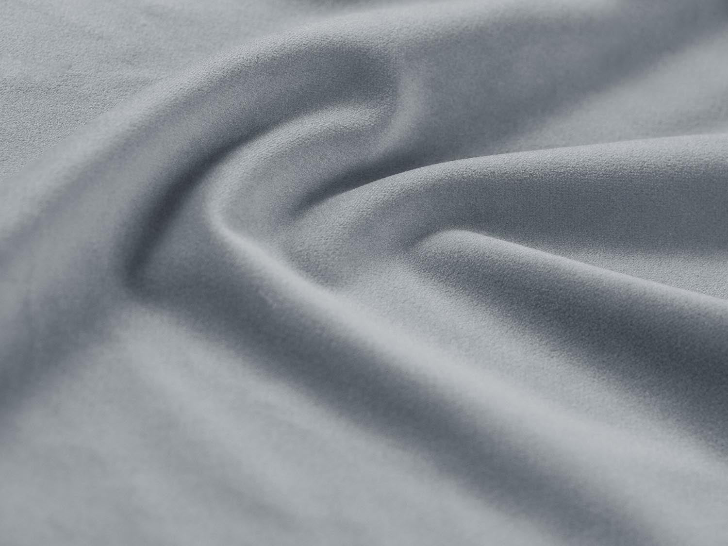 Stylisches Kyoto Velour Ecksofa links in sanftem Hellblau, 5-Sitzer mit Schlaffunktion und Stauraum, ideal für moderne Wohnräume.