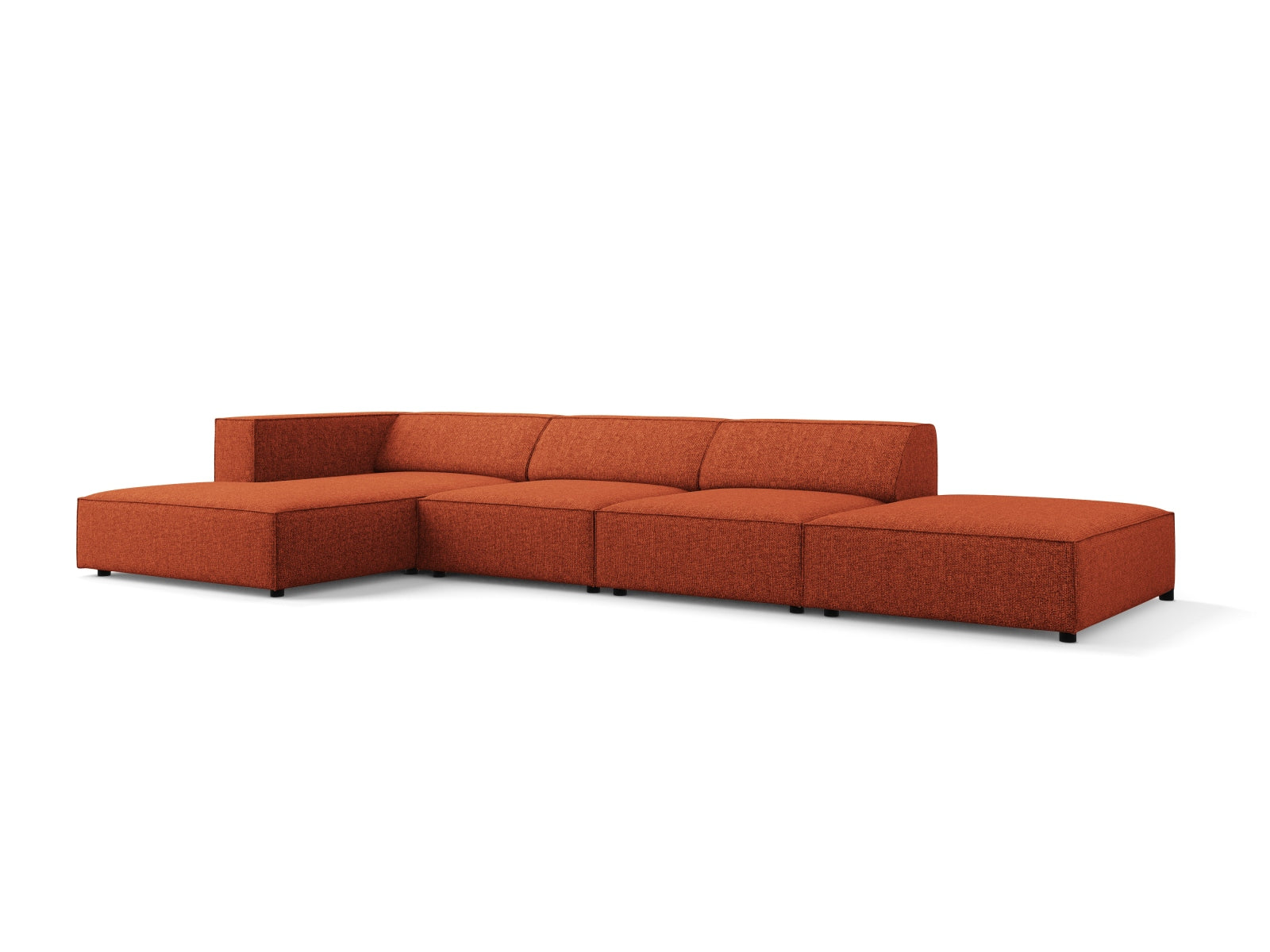 Elegantes 5-Sitzer Arendal Ecksofa links in sanftem Terracotta, perfekt für moderne Wohnkonzepte von Cosmopolitan Design.