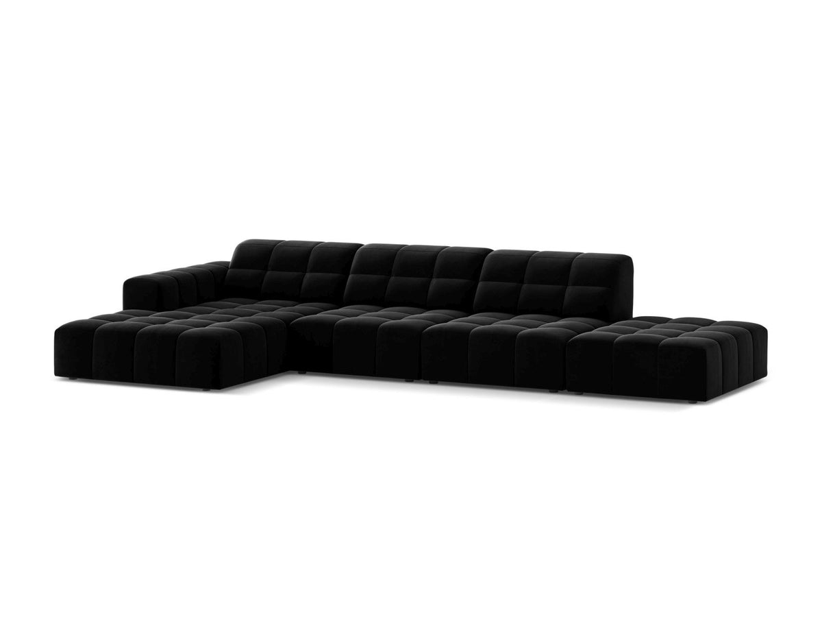 Ecksofa links von Cosmopolitan Design mit Samtbezug in Light Beige, massivem Holzrahmen und schwarzen Kunststoffbeinen, Modell Chicago.
