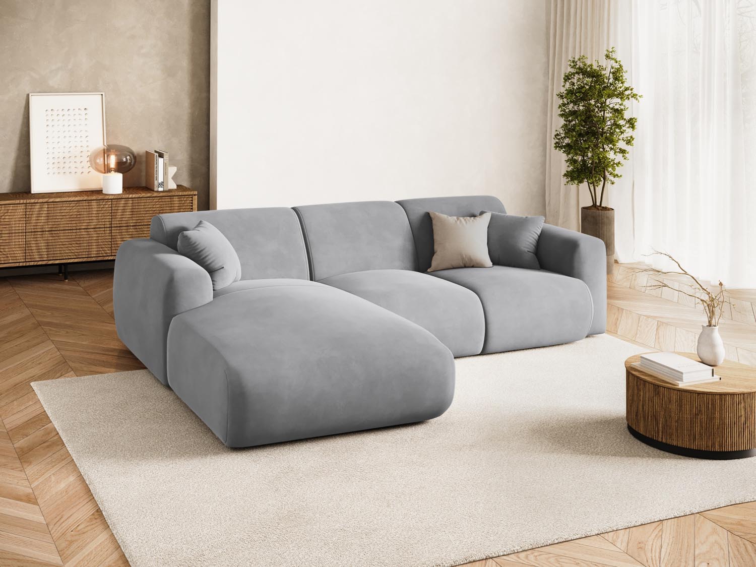 Elegantes Nolio Velour Ecksofa links, 4-Sitzer in sanftem Hellgrau, ideal für stilvolle Wohnräume, präsentiert von Cosmopolitan Design.