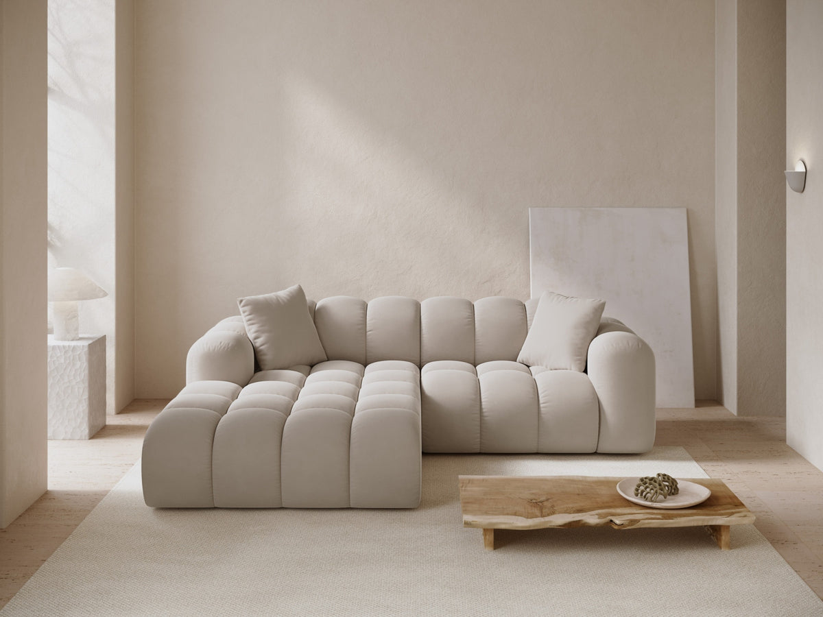 Ecksofa links Treno von Cosmopolitan Design mit Stoffbezug und schwarzen Beinen