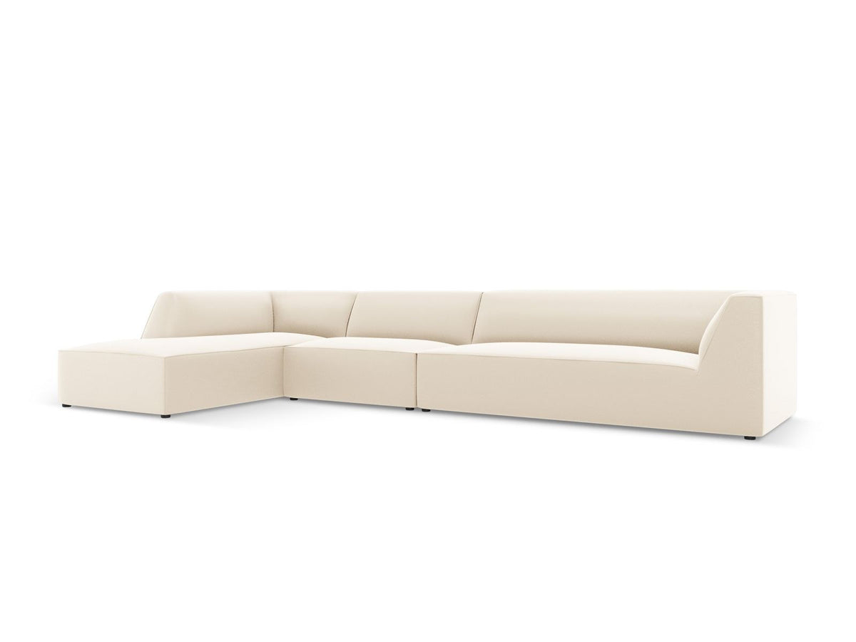 Modulares Ecksofa Siena in Light Beige mit lederähnlichem Bezugsstoff, schwarzen Kunststoffbeinen und moderner Eckform, 5-Sitzer, 180 cm Tiefe.