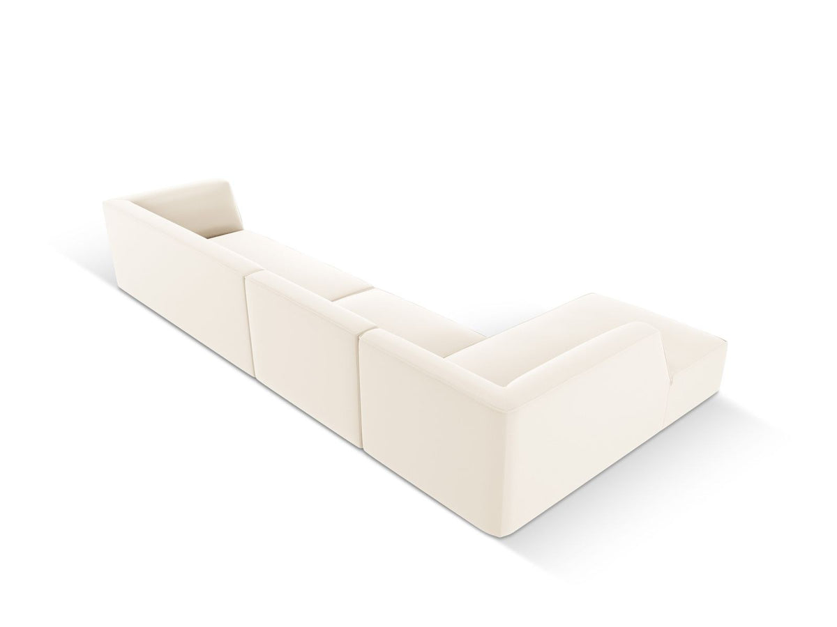 Modulares Ecksofa Siena in Light Beige mit lederähnlichem Bezugsstoff, schwarzen Kunststoffbeinen und moderner Eckform, 5-Sitzer, 180 cm Tiefe.