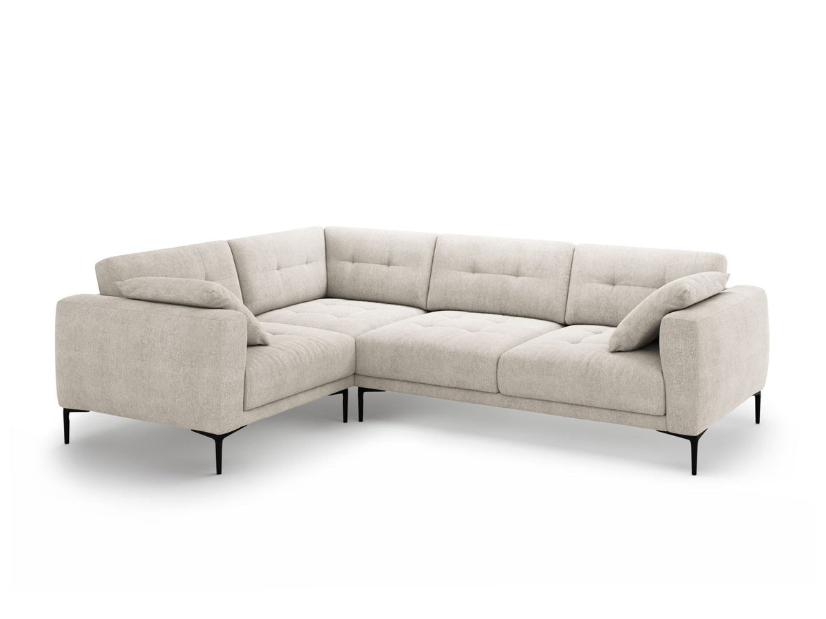 Ecksofa links Lazio in Beige-Sorella mit Strukturstoff, Massivholzrahmen und schwarzen Metallbeinen, 4-Sitzer mit Récamiere.