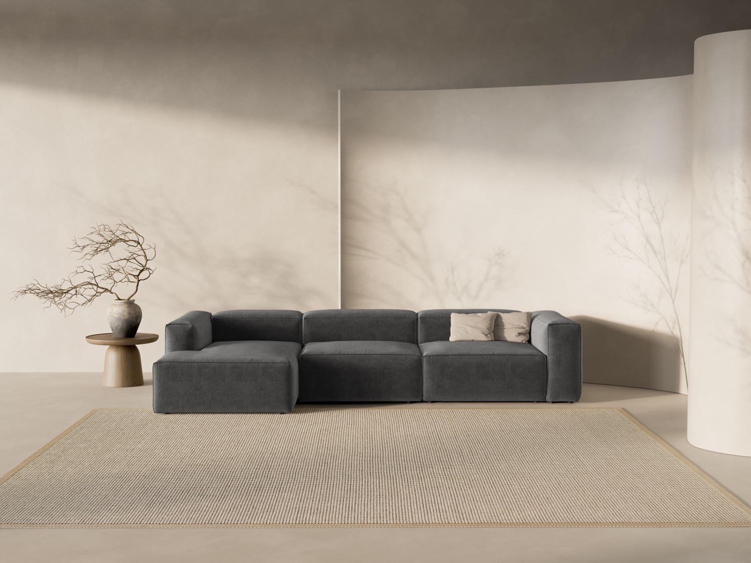 Bergamo Modulares Ecksofa links 4 Sitzer in Graphite-Liberty präsentiert im Onlineshop von KAQTU Design AG. Ecksofa links ist von Cosmopolitan Design