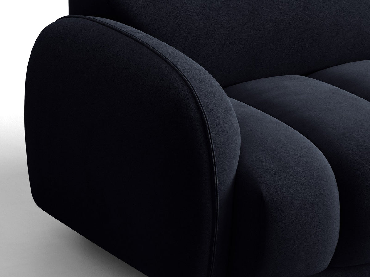 Bilbao Ecksofa links 3-Sitzer von Cosmopolitan Design in Light Beige-Casino Samtstoff, Holzrahmen, schwarze Kunststoffbeine, mit Récamiere.