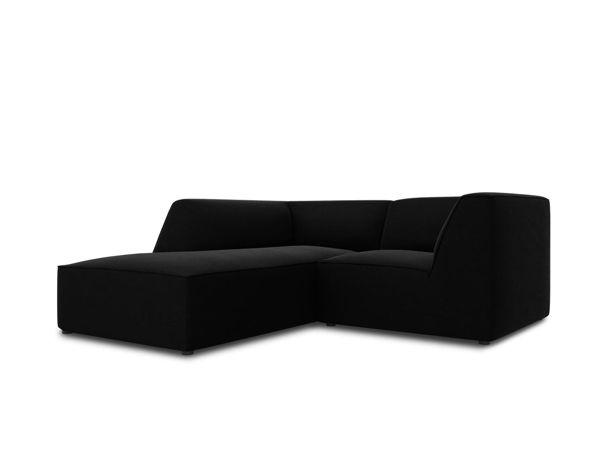 Modulares Ecksofa in Beige-Samt mit Récamiere links, Massivholzrahmen, schwarzen Kunststoffbeinen und weicher Samtpolsterung.