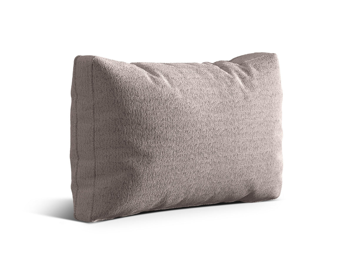 Kemi Kissen 10cm von Cosmopolitan Design in Light Beige-CORAL mit Bouclé-Stoffbezug, quadratische Form, auf hellem Hintergrund fotografiert.