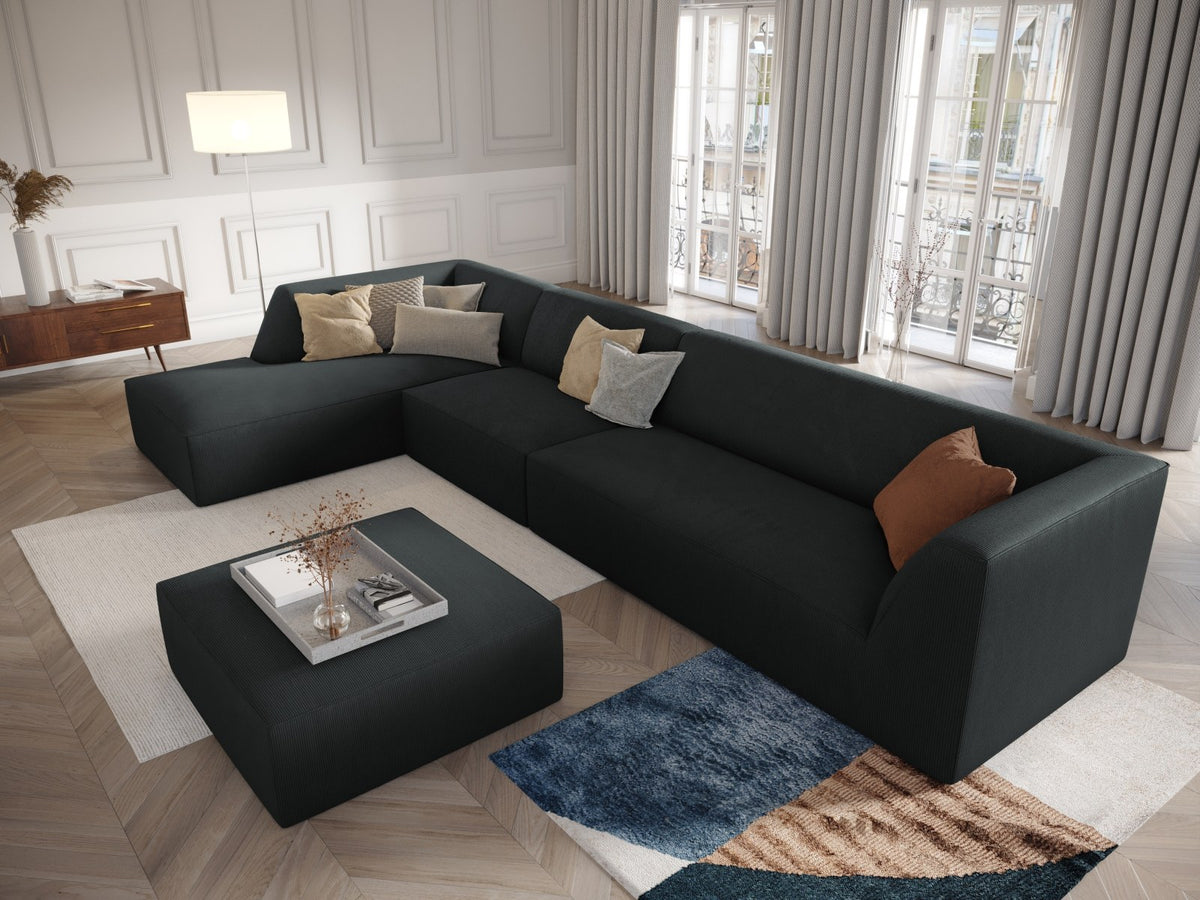 Runder Pouf mit hellblauem Cordstoff-Bezug, schwarzen Kunststoffbeinen und Massivholzrahmen, Modell Siena von Cosmopolitan Design.