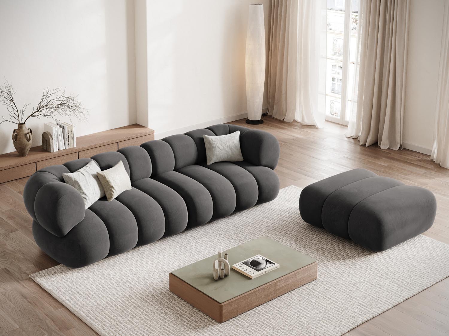 Eleganter Koge Velour Pouf in Grau, 95 cm Durchmesser, ideal für stilvolle Wohnräume und gemütliche Sitzgelegenheiten.