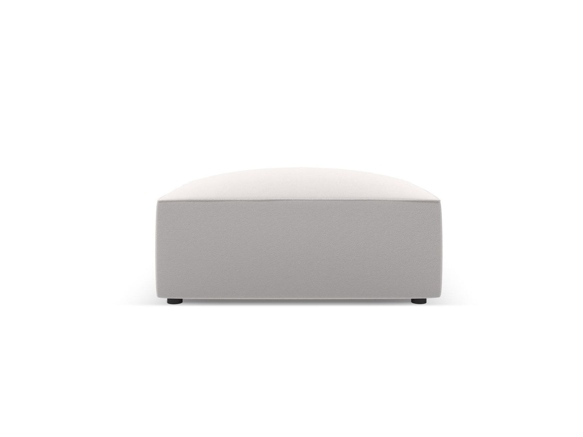 Runder Pouf mit lederähnlichem Bezug in Light Beige, Massivholzrahmen und schwarzen Kunststoffbeinen, Durchmesser 93 cm, Höhe 40 cm.