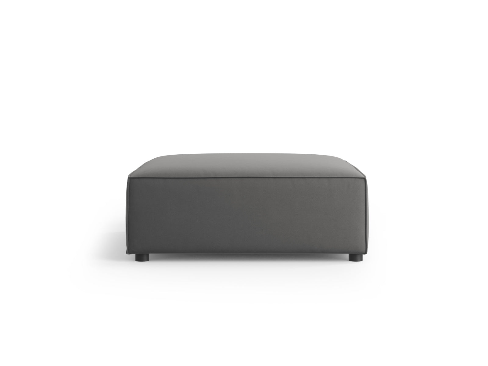 Entdecken Sie den Arendal Velour Pouf 1 Sitz von Cosmopolitan Design – ein elegantes, vielseitiges Möbelstück, das Stil und Komfort in Ihr Zuhause bringt.