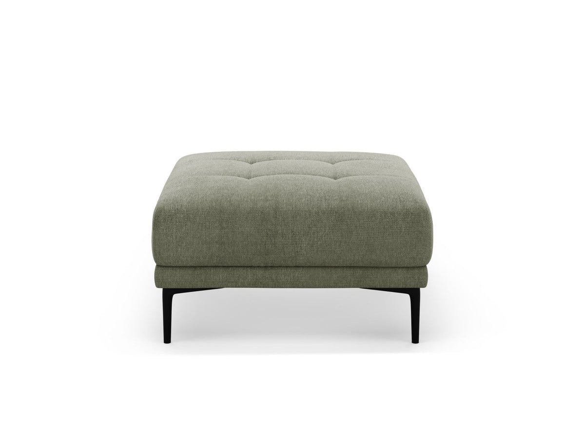 Runder Pouf mit beigem Sorella-Strukturstoff, gepolstertem Sitz und schwarzen Metallbeinen, freistehend fotografiert vor neutralem Hintergrund.