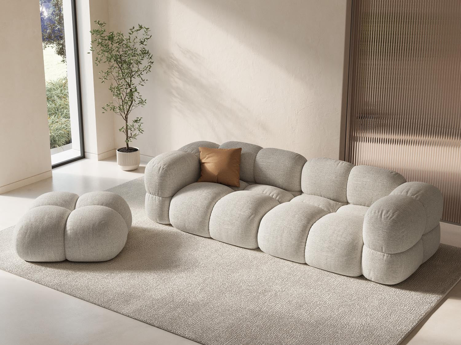 Beige Loretto Pouf von Cosmopolitan Design, 90 cm Durchmesser, stilvoll und vielseitig einsetzbar, ideal für jedes moderne Wohnambiente.