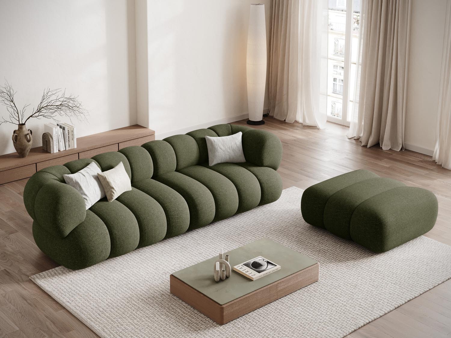 Eleganter Koge Pouf in der Farbe Green-Eden, 95 cm Durchmesser, ideal für stilvolle Wohnräume und gemütliche Sitzgelegenheiten.