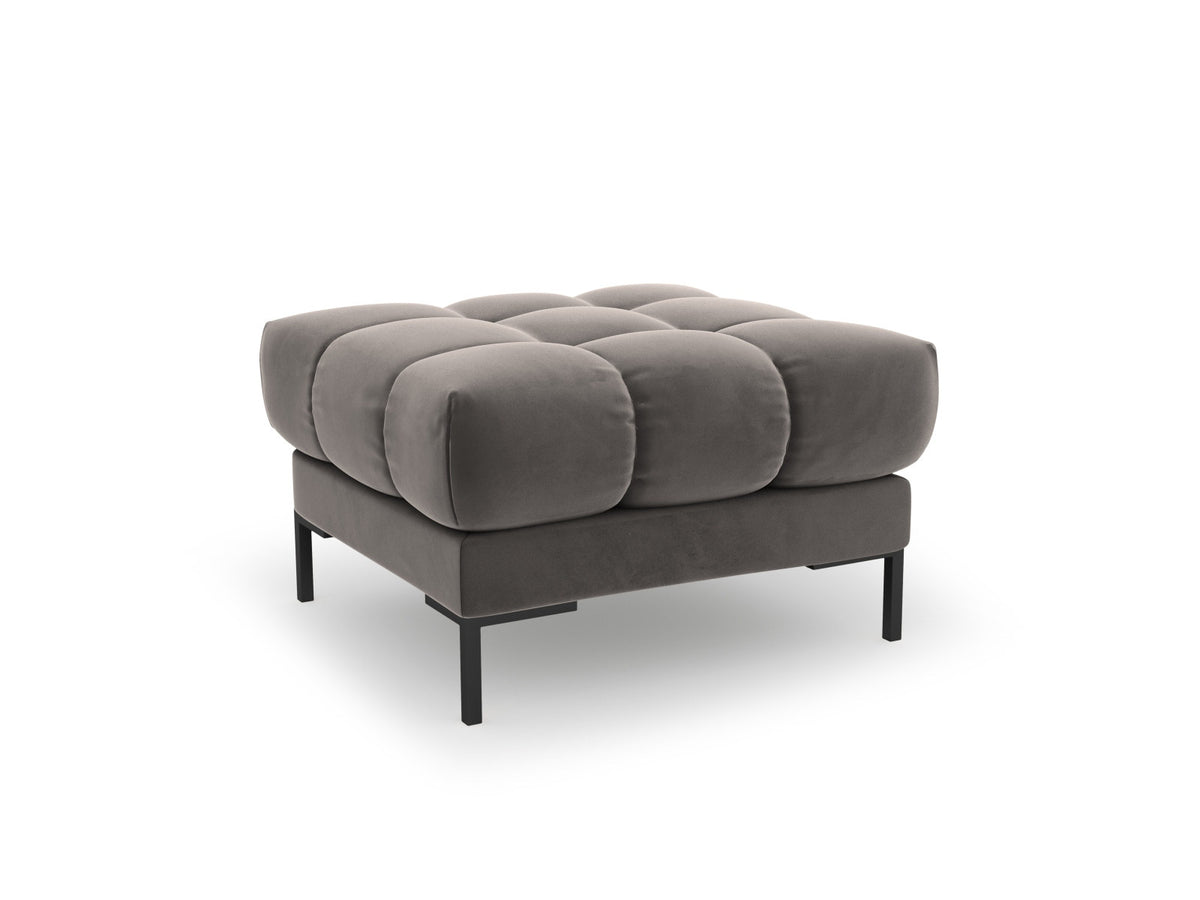 Quadratischer Pouf Bali mit gepolsterter Sitzfläche aus Stoff auf schlanken Metallbeinen
