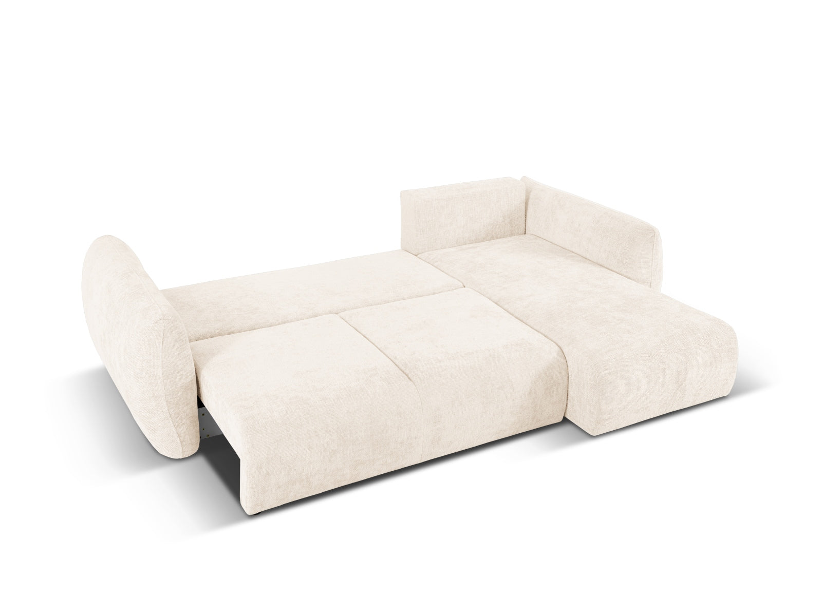 Beige 4-Sitzer Ecksofa Matera mit praktischer Schlaffunktion und integriertem Stauraum, perfekt für moderne Wohnkonzepte und gemütliche Abende.