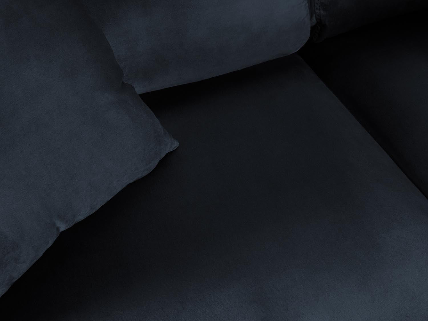 Modernes, dunkelblaues Velours Ecksofa mit Schlaffunktion und Stauraum, 5-Sitzer, perfekt für gemütliche und funktionale Wohnräume.