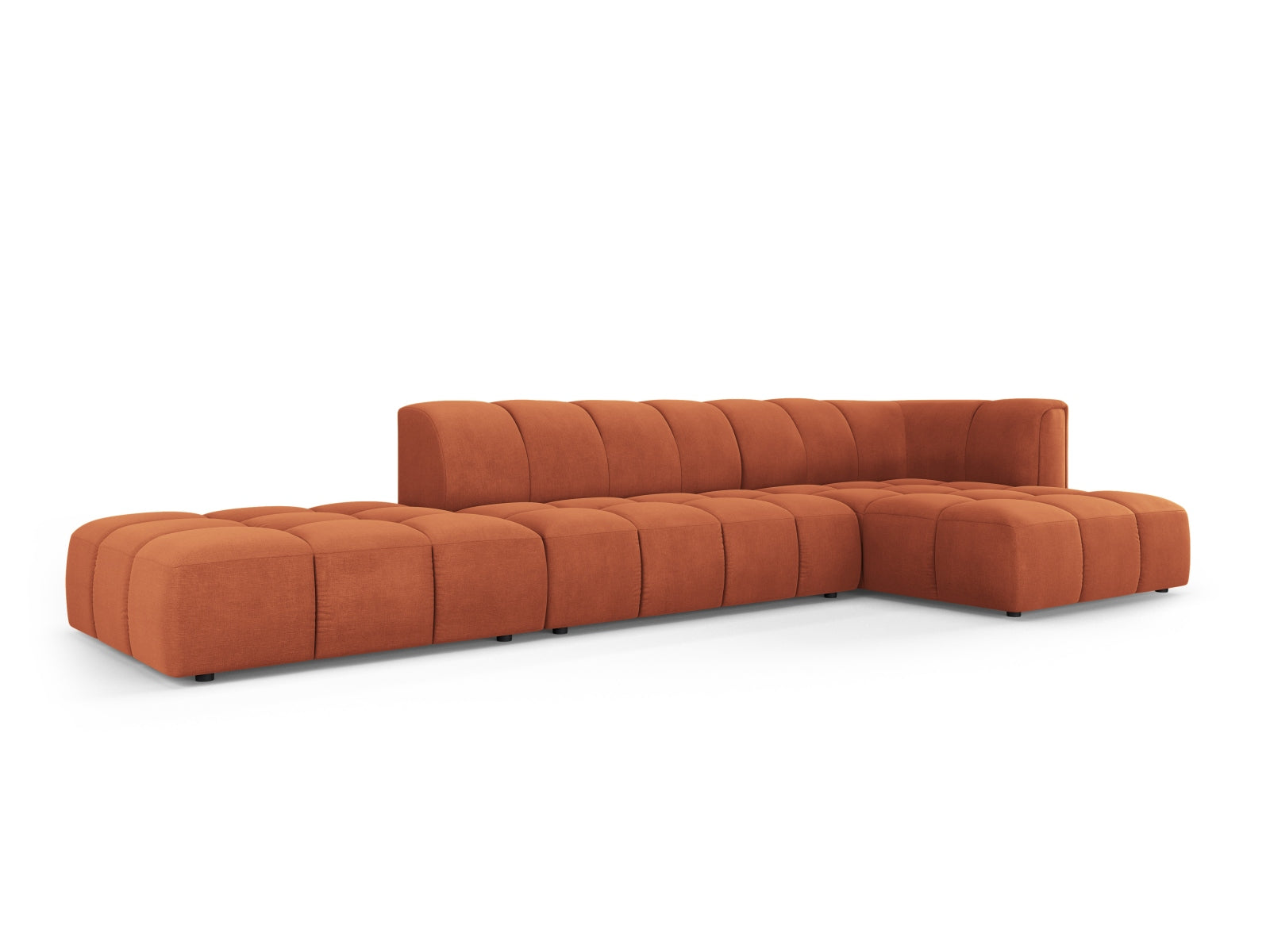 5-Sitzer Ecksofa rechts Moritz in Orange-Rebel präsentiert im Onlineshop von KAQTU Design AG. Ecksofa rechts ist von Cosmopolitan Design