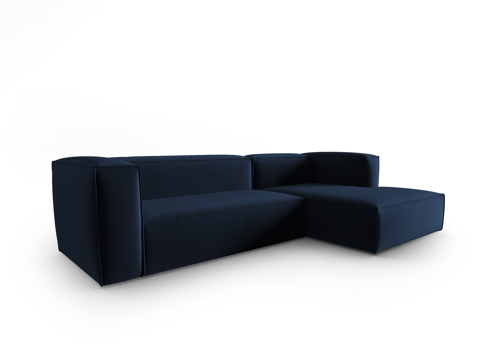 Entdecken Sie das luxuriöse Mackay Velour Ecksofa rechts 4 Sitzer von Cosmopolitan Design – perfekt für moderne Wohnräume und ultimativen Komfort.