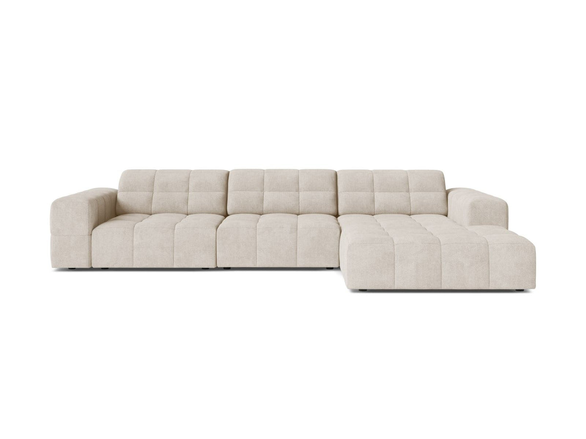 Cosmopolitan Design Chicago Ecksofa rechts, 4-Sitzer, Bezug Eden-Stoff in Light Beige, Massivholzrahmen, schwarze Kunststoffbeine, Récamiere rechts.