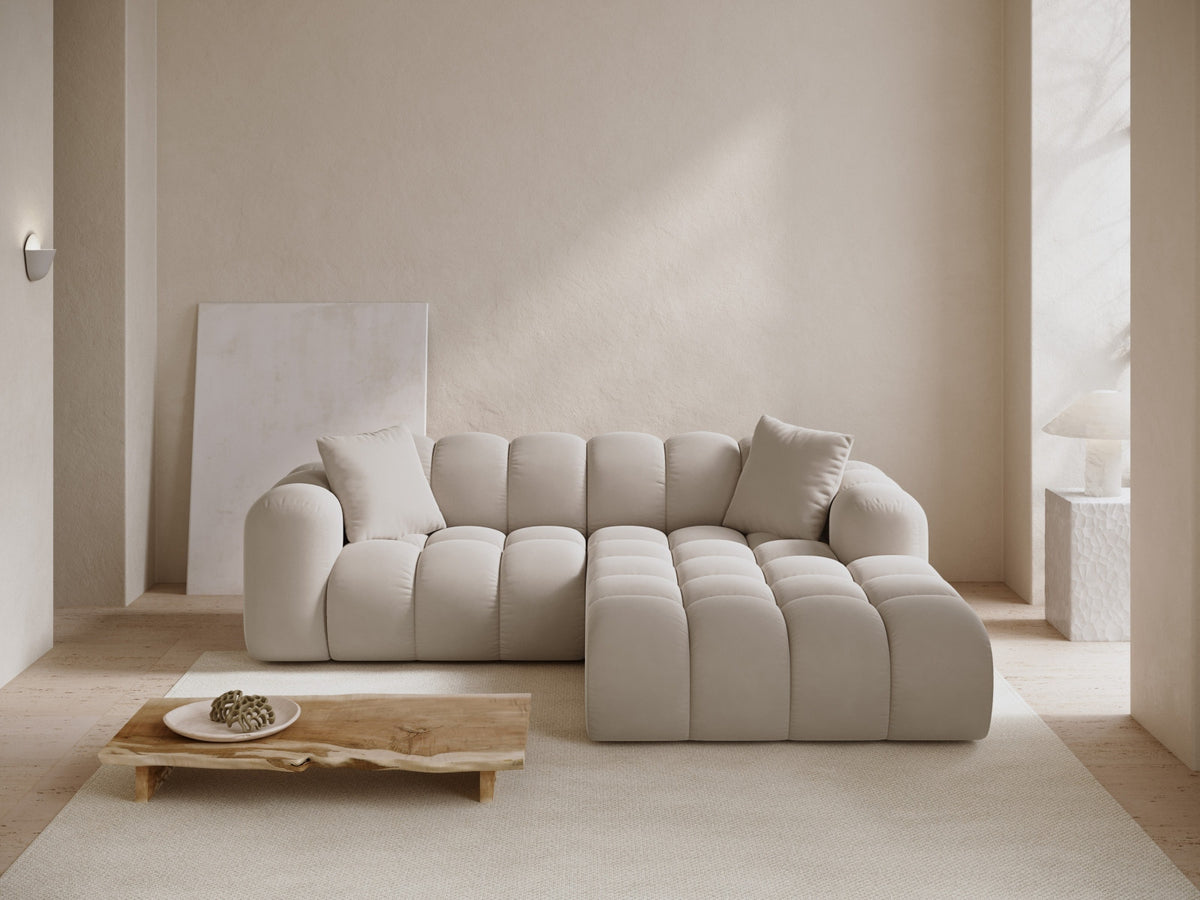 3-Sitzer Ecksofa rechts Treno in Dark Beige-Bluvel präsentiert im Onlineshop von KAQTU Design AG. Ecksofa rechts ist von Cosmopolitan Design
